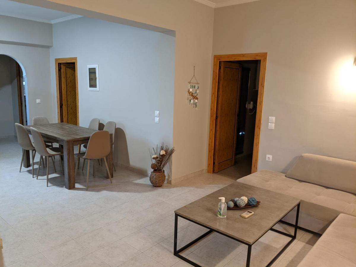 דירות פליראקי Miva Sea View מראה חיצוני תמונה