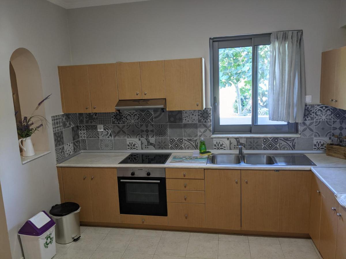דירות פליראקי Miva Sea View מראה חיצוני תמונה