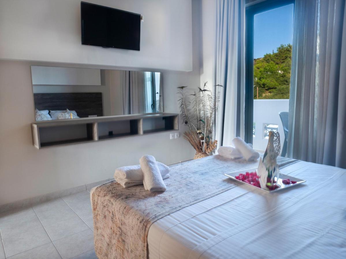 דירות פליראקי Miva Sea View מראה חיצוני תמונה