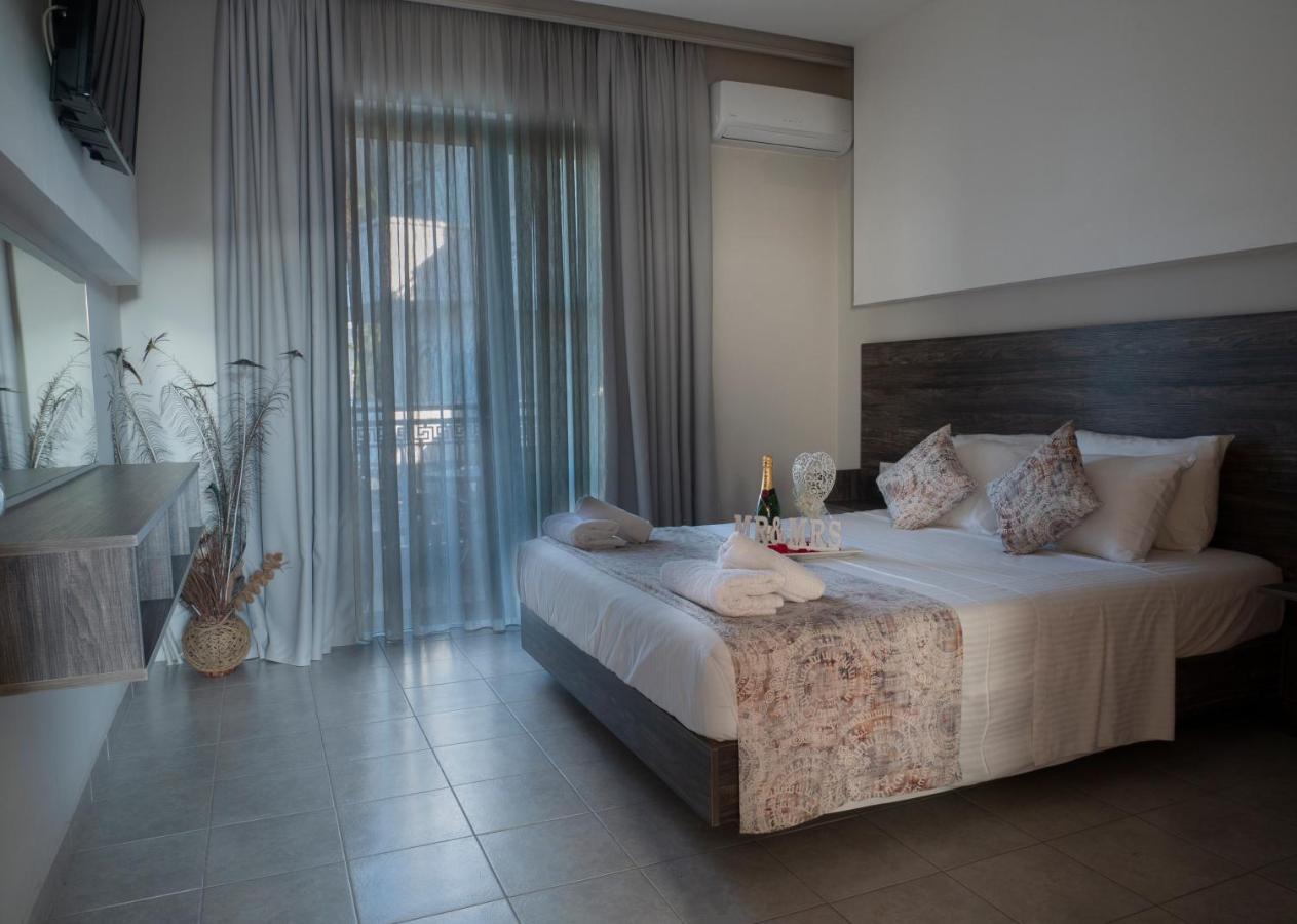 דירות פליראקי Miva Sea View מראה חיצוני תמונה