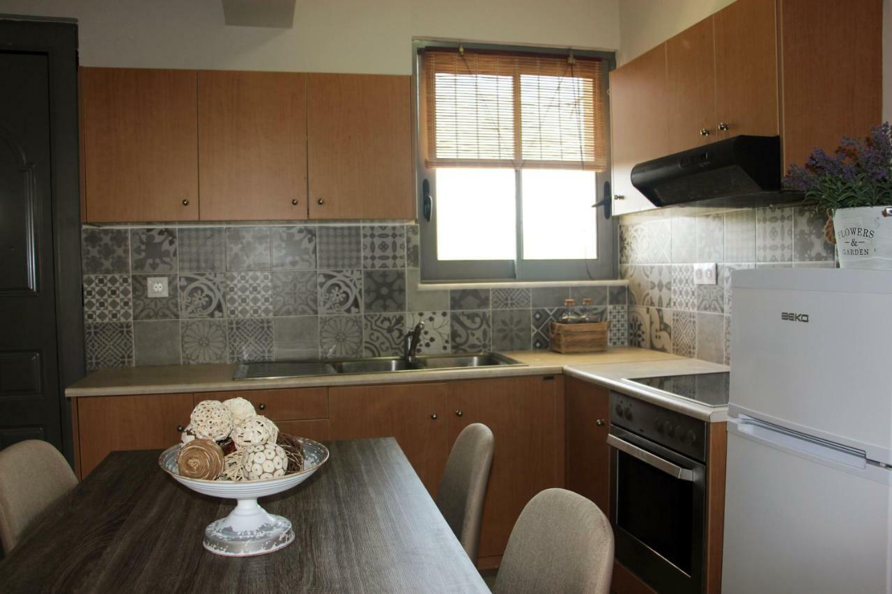 דירות פליראקי Miva Sea View מראה חיצוני תמונה